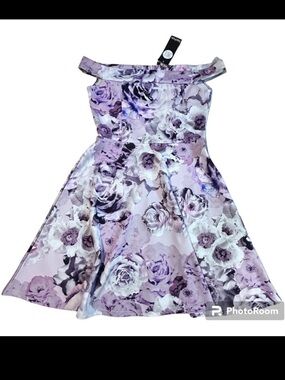 Boohoo skater dress off the shoulder purple floral NWT Women’s size 6 | y6